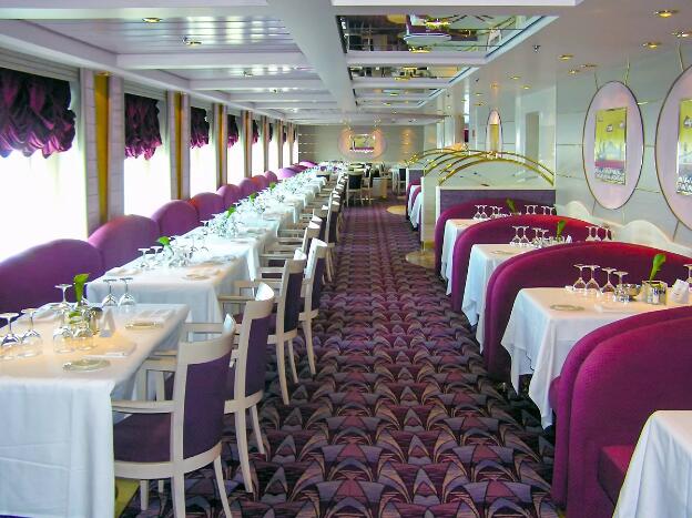 MSC Opera (MSC Cruises) - L`Approdo Restaurant on the Otello deck (6)